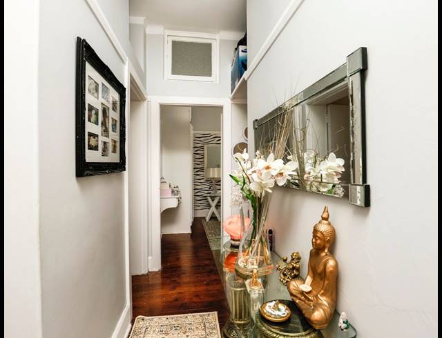 2.5 BEDROOM APARTMENT FOR SALE IN ESSENWOOD